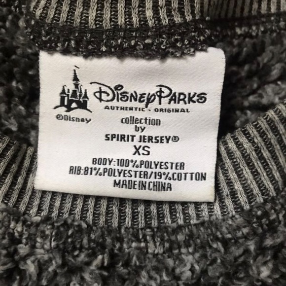 SOLD ‼️ Walt Disney world Sherpa jersey Disneyland - Picture 3 of 3